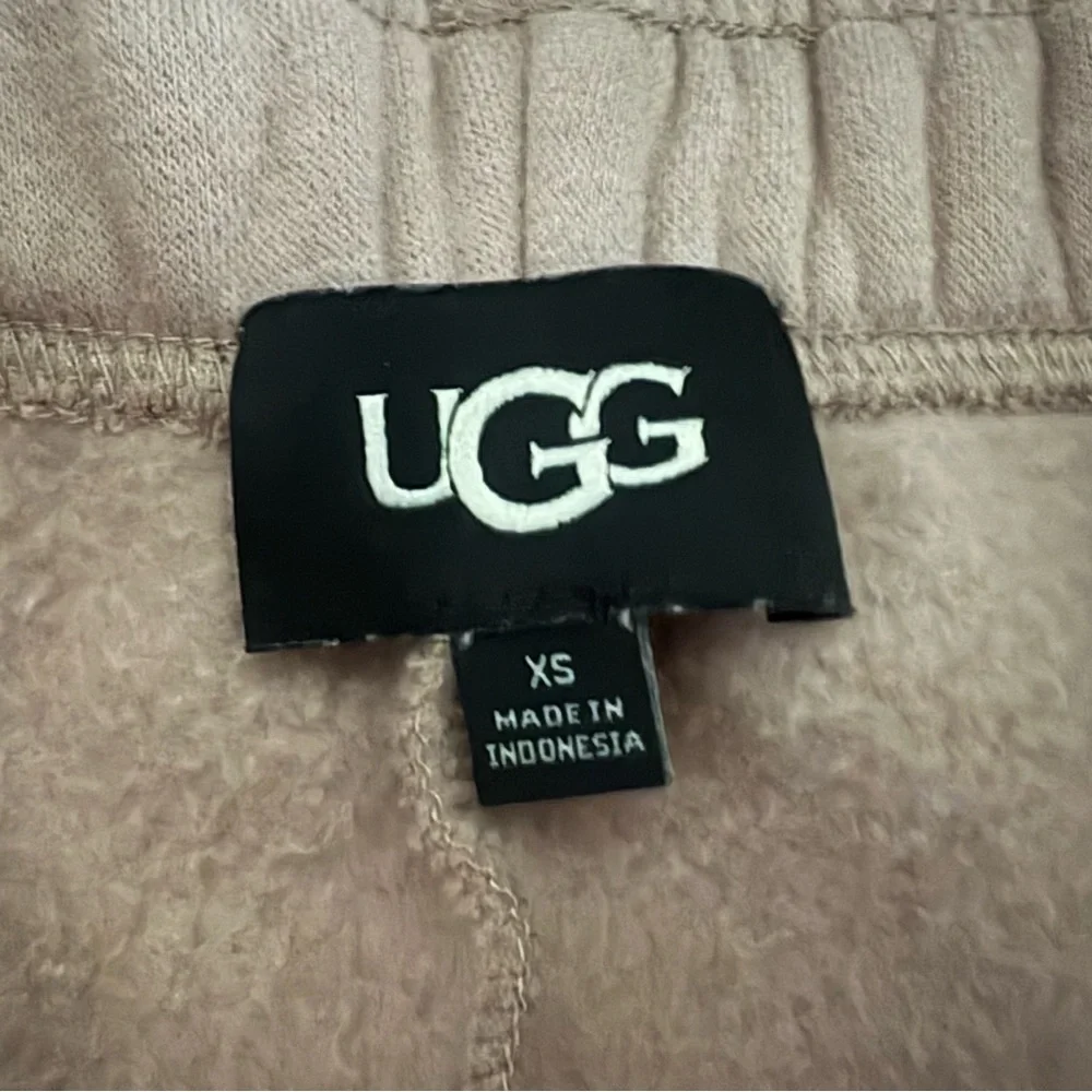 UGG light pink Fleece Sweatpants - Picture 3 of 7